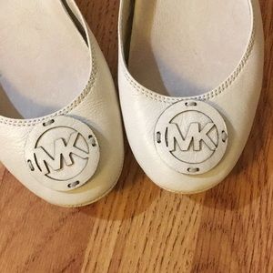Michael Kors Leather flats cream driving shoes